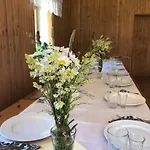 Tooraku Turismitalu Çiftlik konaklama Pusku