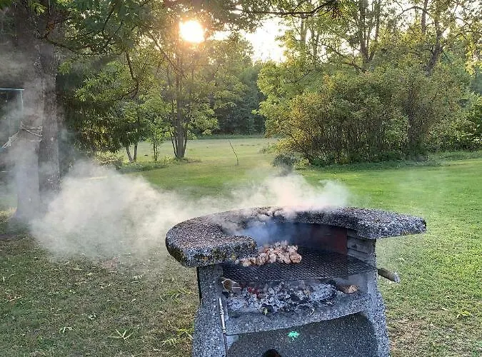 Tooraku Turismitalu בית חווה *